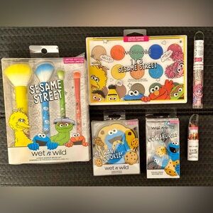 WET N WILD SESAME STREET COLLECTION (LIMITED EDITION)